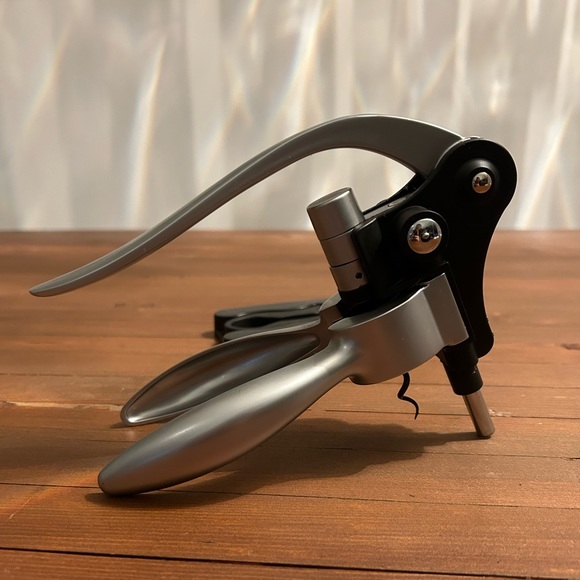 Wine Bottle Opener with Stand and Foil Cutter - Picture 6 of 11